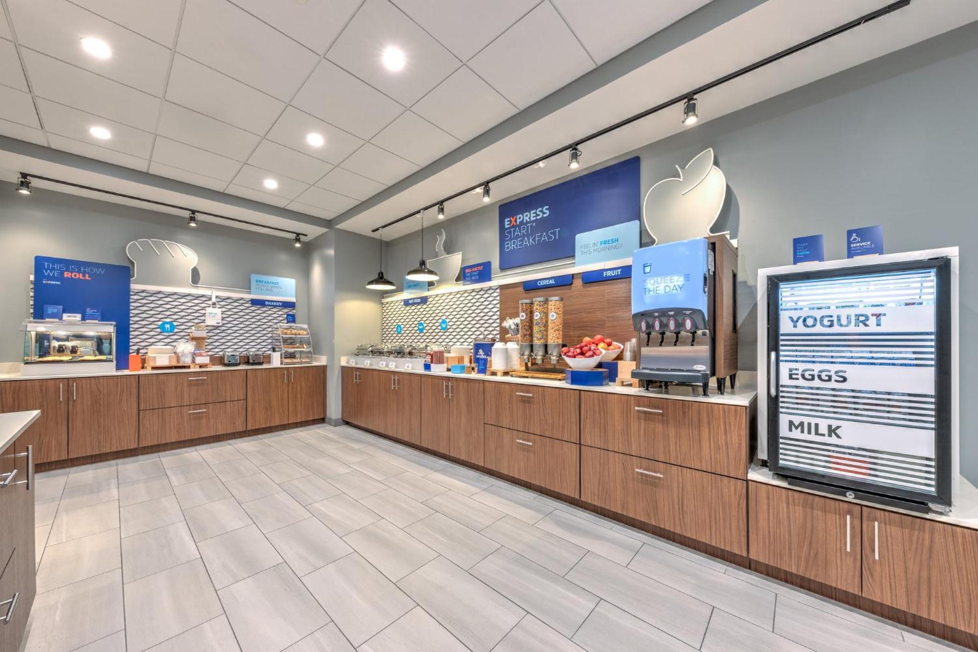 Holiday Inn Express & Suites Austin Airport East By Ihg Экстерьер фото