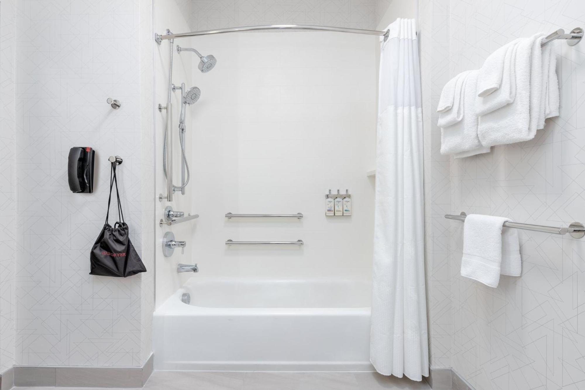 Holiday Inn Express & Suites Austin Airport East By Ihg Экстерьер фото